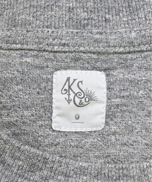 Kaptain Sunshine เสื้อยืด/เสื้อท็อปส์