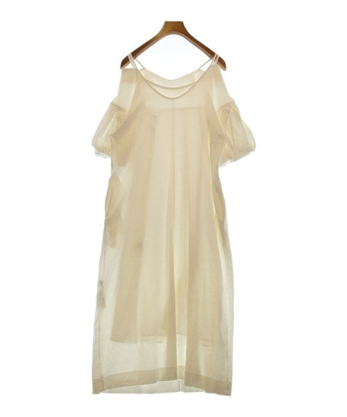 emmi atelier ชุดเดรส
