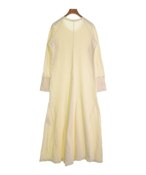 emmi atelier ชุดเดรส