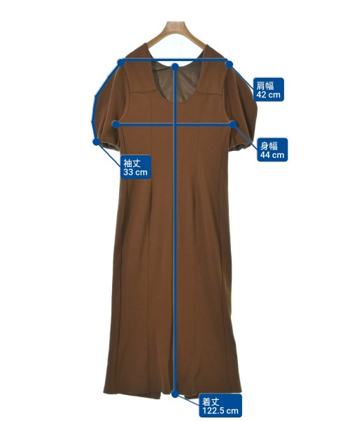emmi atelier ชุดเดรส