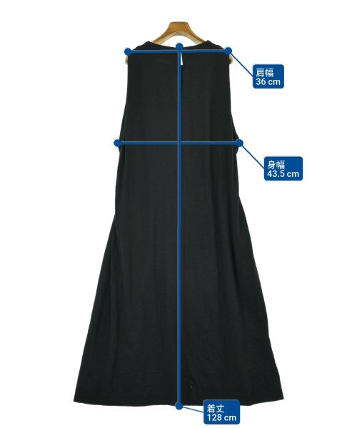 emmi atelier ชุดเดรส