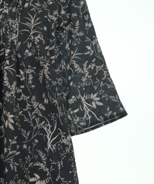 emmi atelier ชุดเดรส