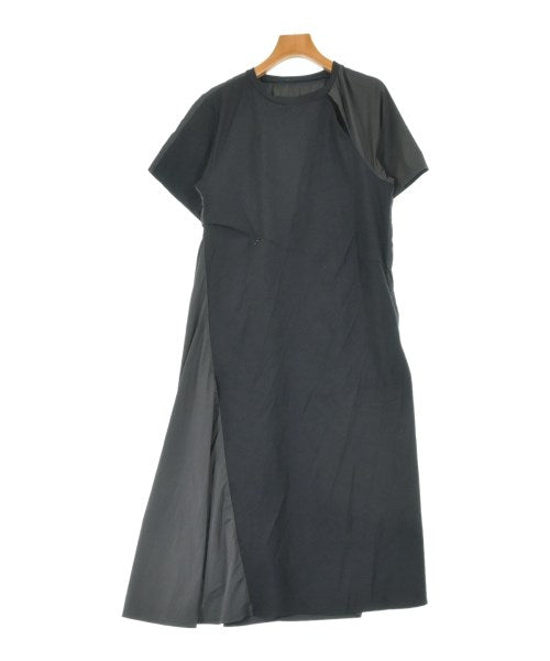 emmi atelier ชุดเดรส