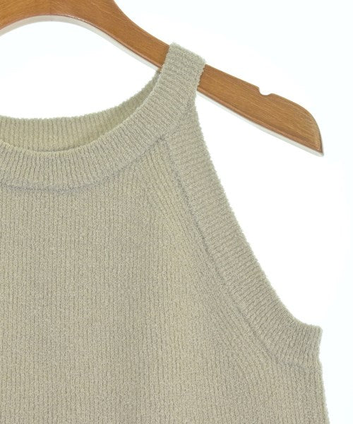 emmi atelier เสื้อกั๊ก