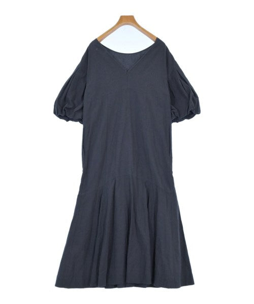 emmi atelier ชุดเดรส