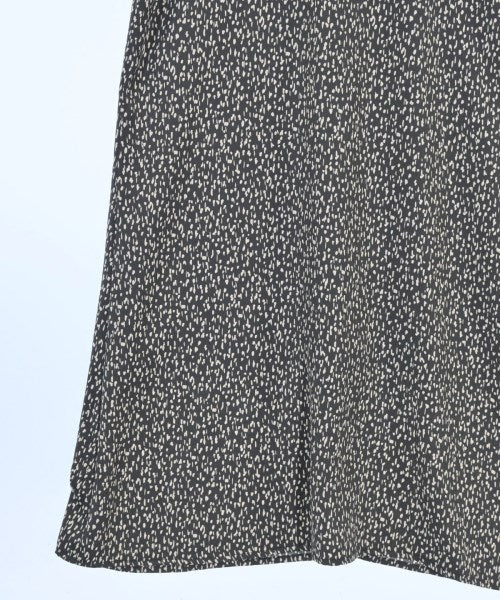 emmi atelier ชุดเดรส