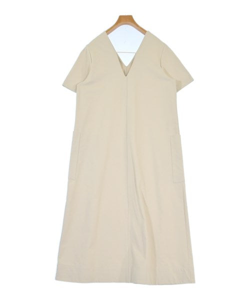 emmi atelier ชุดเดรส