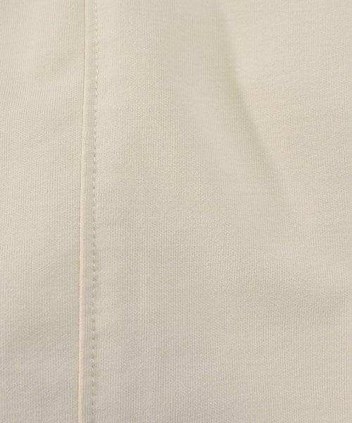 emmi atelier ชุดเดรส