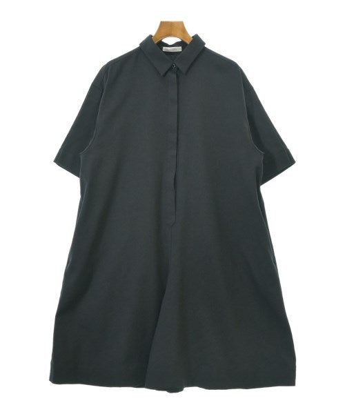emmi atelier ชุดเอี๊ยม/เสื้อคลุมหลวมๆ/จั๊มสูท