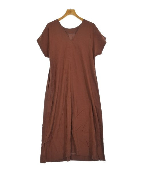 emmi atelier ชุดเดรส