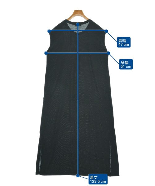 emmi atelier ชุดเดรส