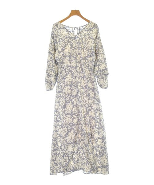 emmi atelier ชุดเดรส