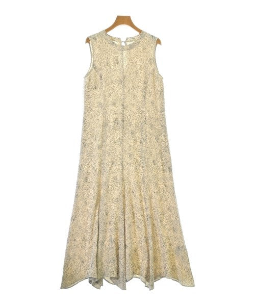 emmi atelier ชุดเดรส