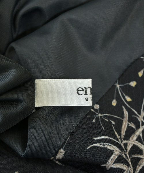 emmi atelier ชุดเดรส