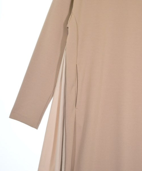 emmi atelier ชุดเดรส