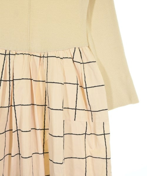 emmi atelier ชุดเดรส
