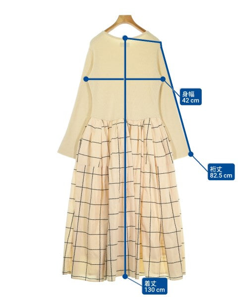 emmi atelier ชุดเดรส