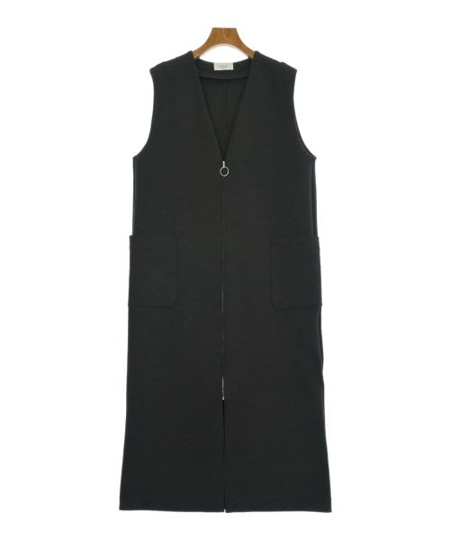 emmi atelier ชุดเดรส