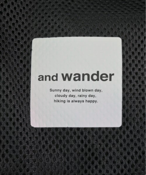 and wander กางเกง อื่น