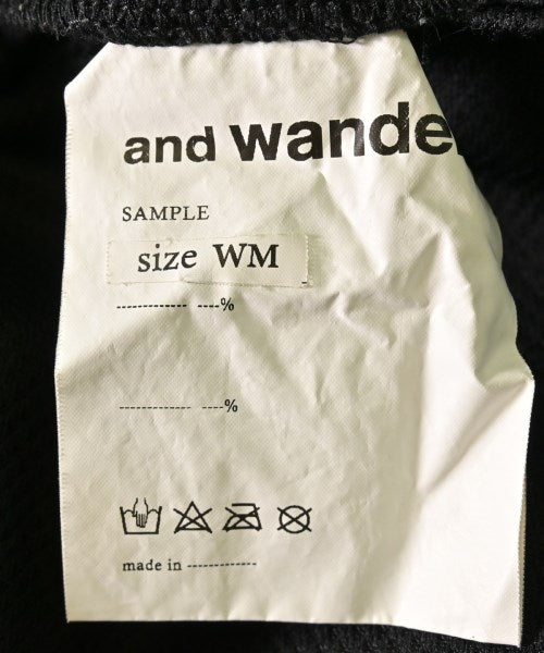 and wander กางเกง อื่น