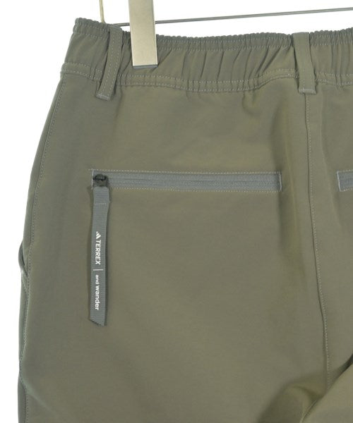 and wander กางเกง อื่น