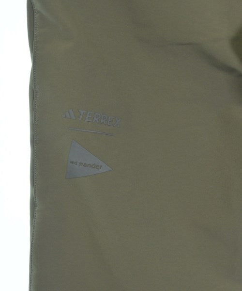 and wander กางเกง อื่น