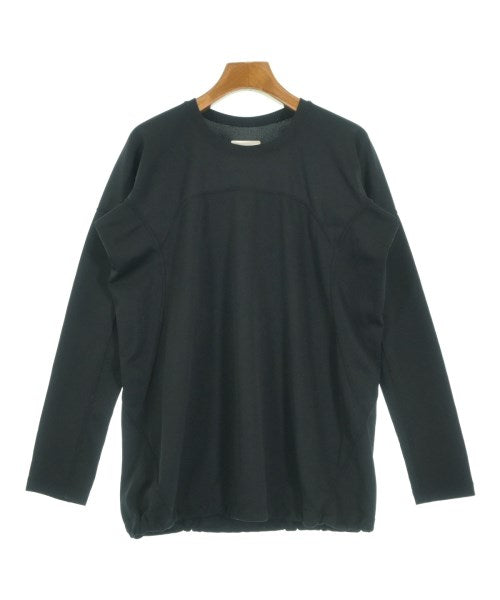and wander เสื้อยืด/เสื้อท็อปส์
