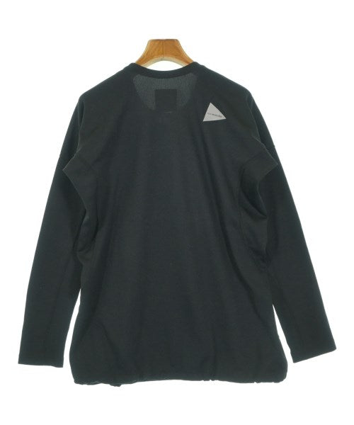 and wander เสื้อยืด/เสื้อท็อปส์