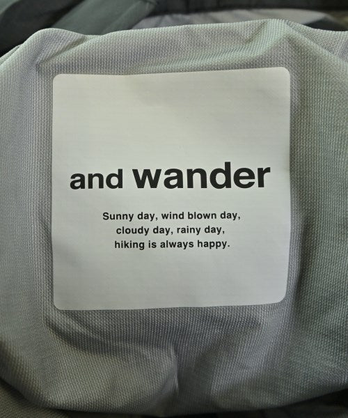 and wander เสื้อพาร์กาภูเขา