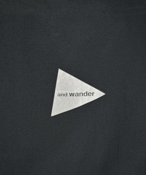 and wander เสื้อลำลอง