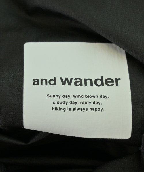 and wander แจ็คเก็ตเบลาส์ อื่น
