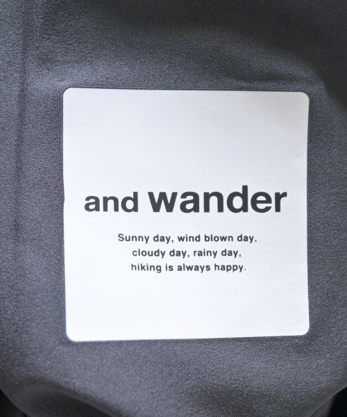 and wander กางเกง อื่น