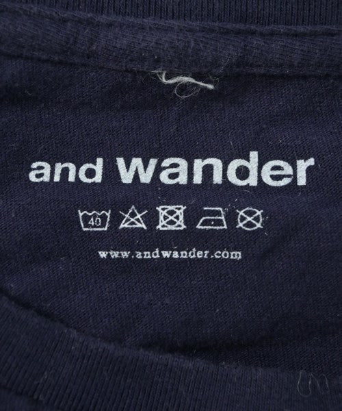 and wander เสื้อยืด/เสื้อท็อปส์