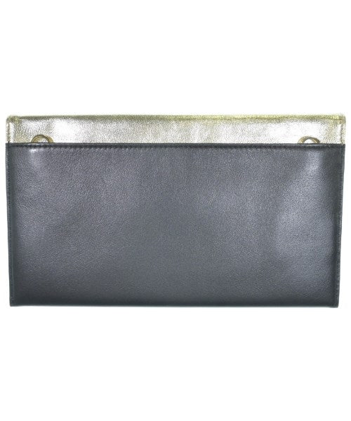 agnes b. VOYAGE คลัตช์