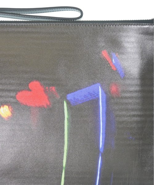 agnes b. VOYAGE คลัตช์