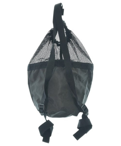 agnes b. VOYAGE เป้สะพายหลัง