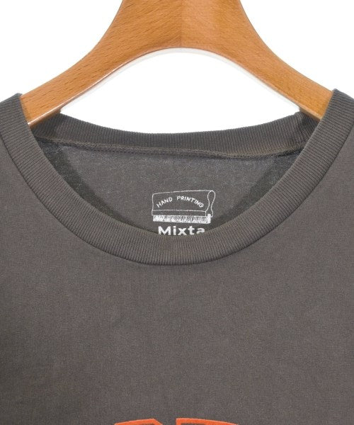 Mixta เสื้อยืด/เสื้อท็อปส์