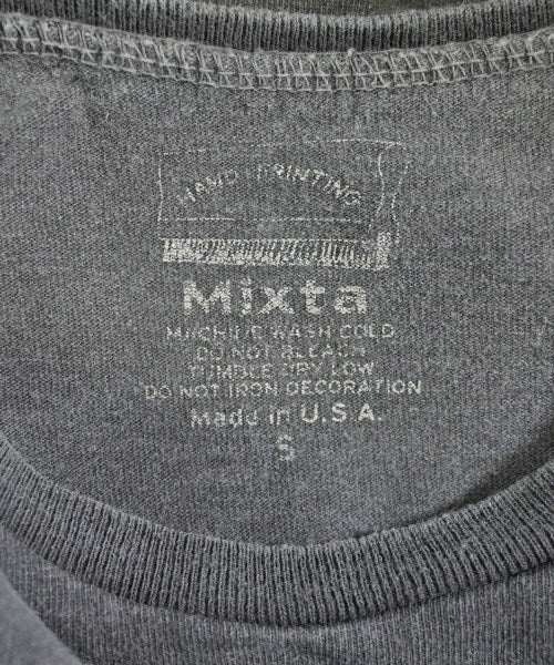 Mixta เสื้อยืด/เสื้อท็อปส์