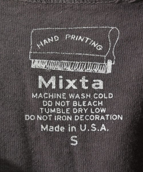 Mixta เสื้อยืด/เสื้อท็อปส์