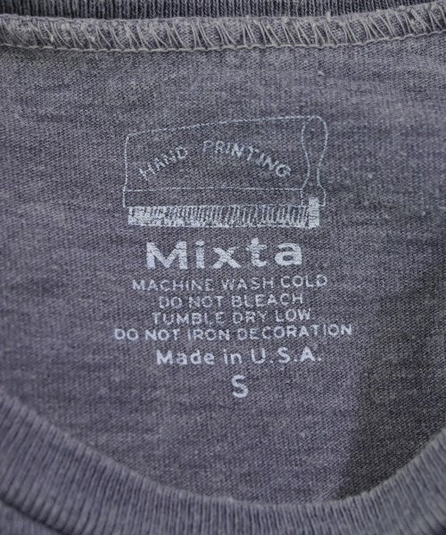 Mixta เสื้อยืด/เสื้อท็อปส์