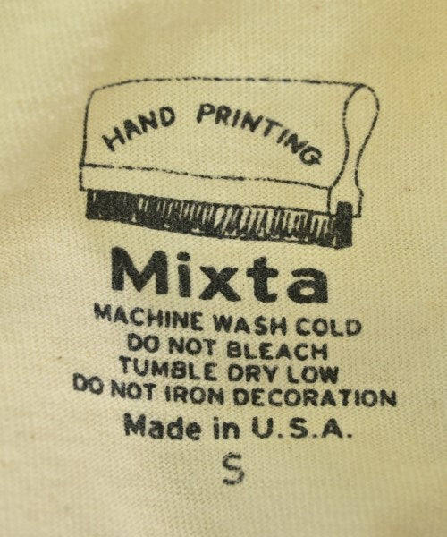 Mixta เสื้อยืด/เสื้อท็อปส์