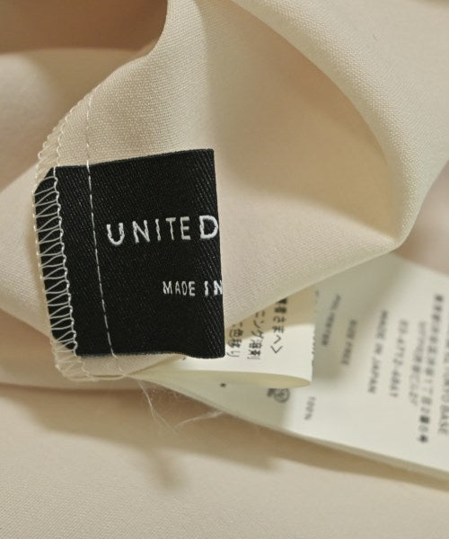 UNITED TOKYO เสื้อลำลอง