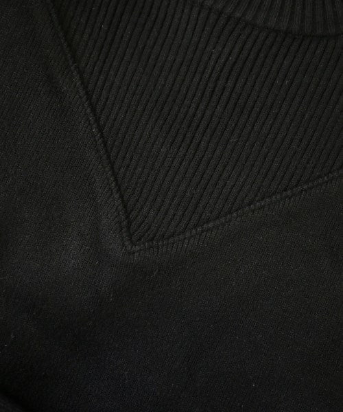 UNITED TOKYO เสื้อกันหนาว