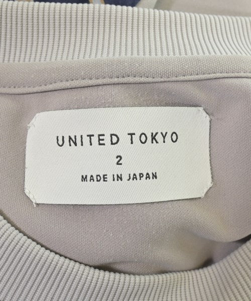 UNITED TOKYO เสื้อยืด/เสื้อท็อปส์