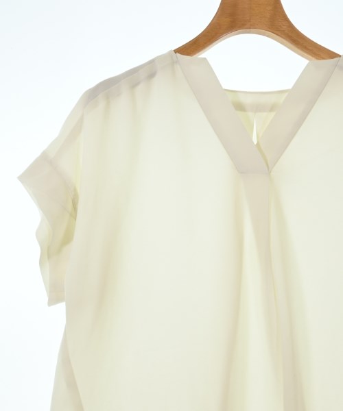 UNITED TOKYO เสื้อสตรี