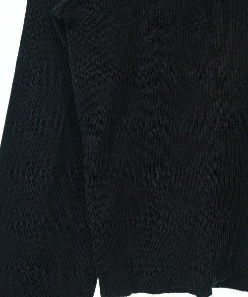 UNITED TOKYO เสื้อกันหนาว