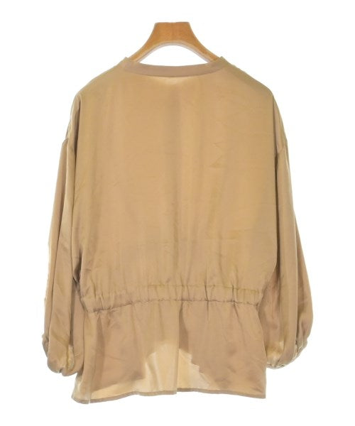 UNITED TOKYO เสื้อสตรี