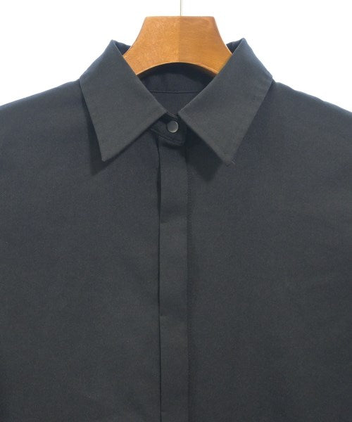 UNITED TOKYO เสื้อลำลอง