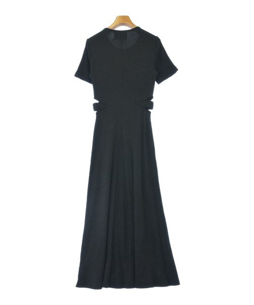 UNITED TOKYO ชุดเดรส