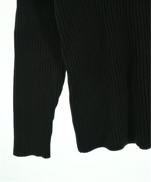 UNITED TOKYO เสื้อกันหนาว